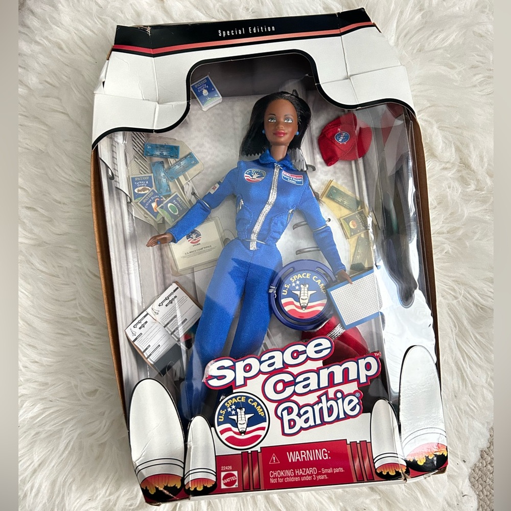 Space Camp Barbie Special Edition - African American Doll 1998 Mattel